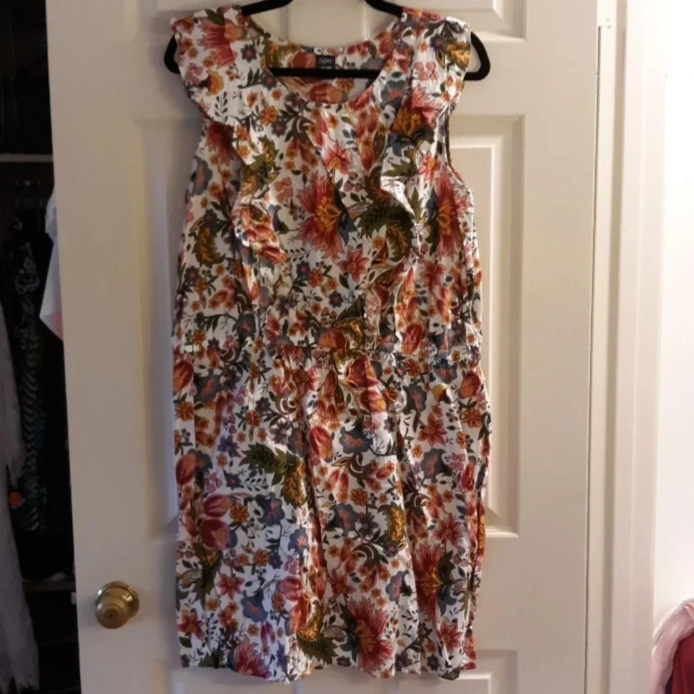 City Streets Multicolored Floral Sleeveless Dress In Size XXL